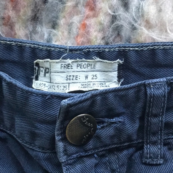 Free people jean shorts - Picture 2 of 4